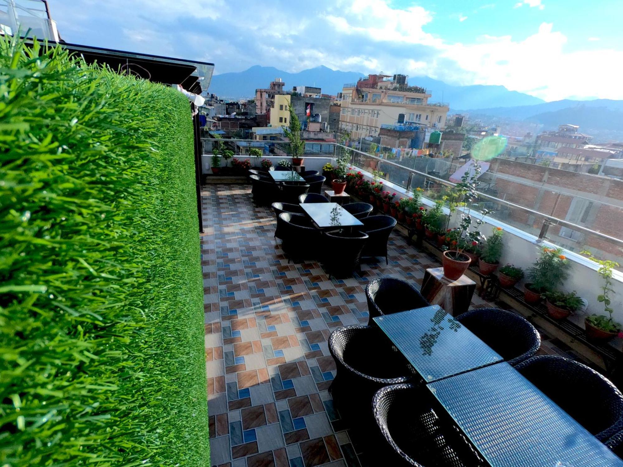 Hotel Simal Catmandu Exterior foto